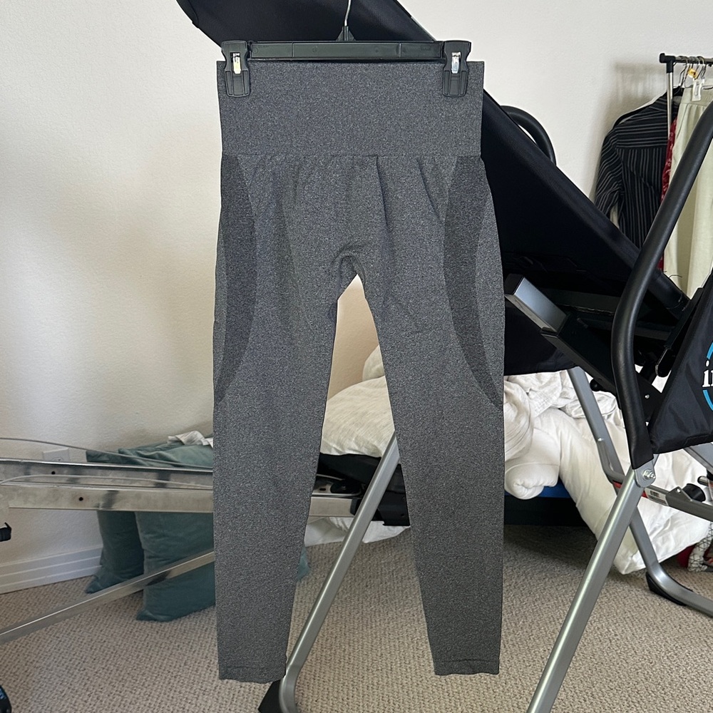 Womens NVGTN Gray Leggings Size L